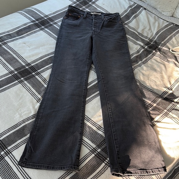 Levi's Ribcage Boot Jeans - Picture 6 of 10